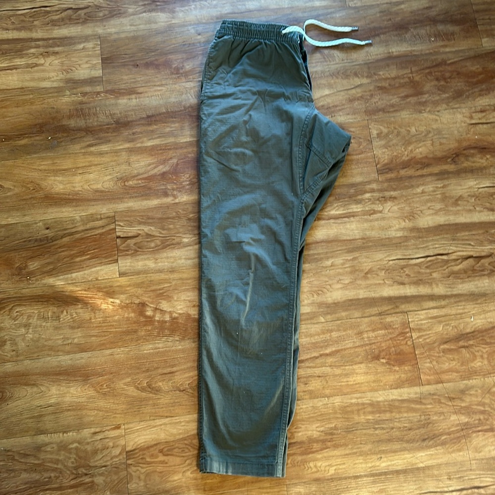 Vuori ripstop 32 large pants olive green